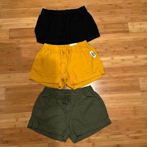 Women’s Old Navy shorts